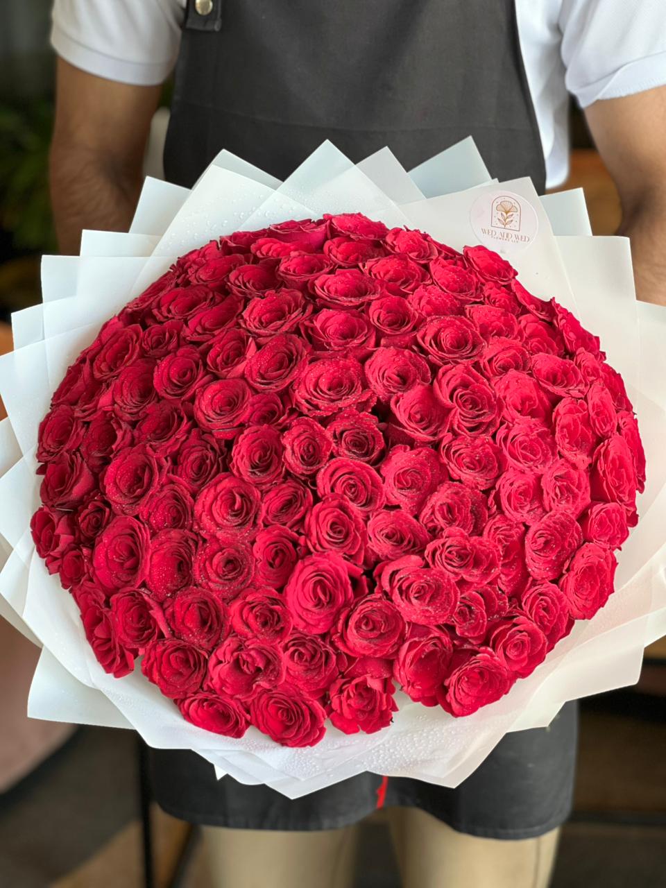 101 Red Roses White Wrapping