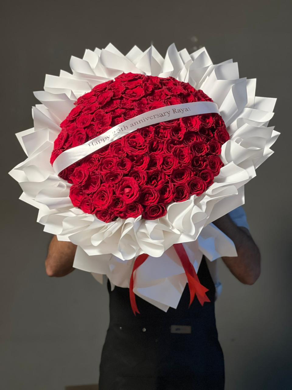 101 Red Roses White Special Wrapping With Belt