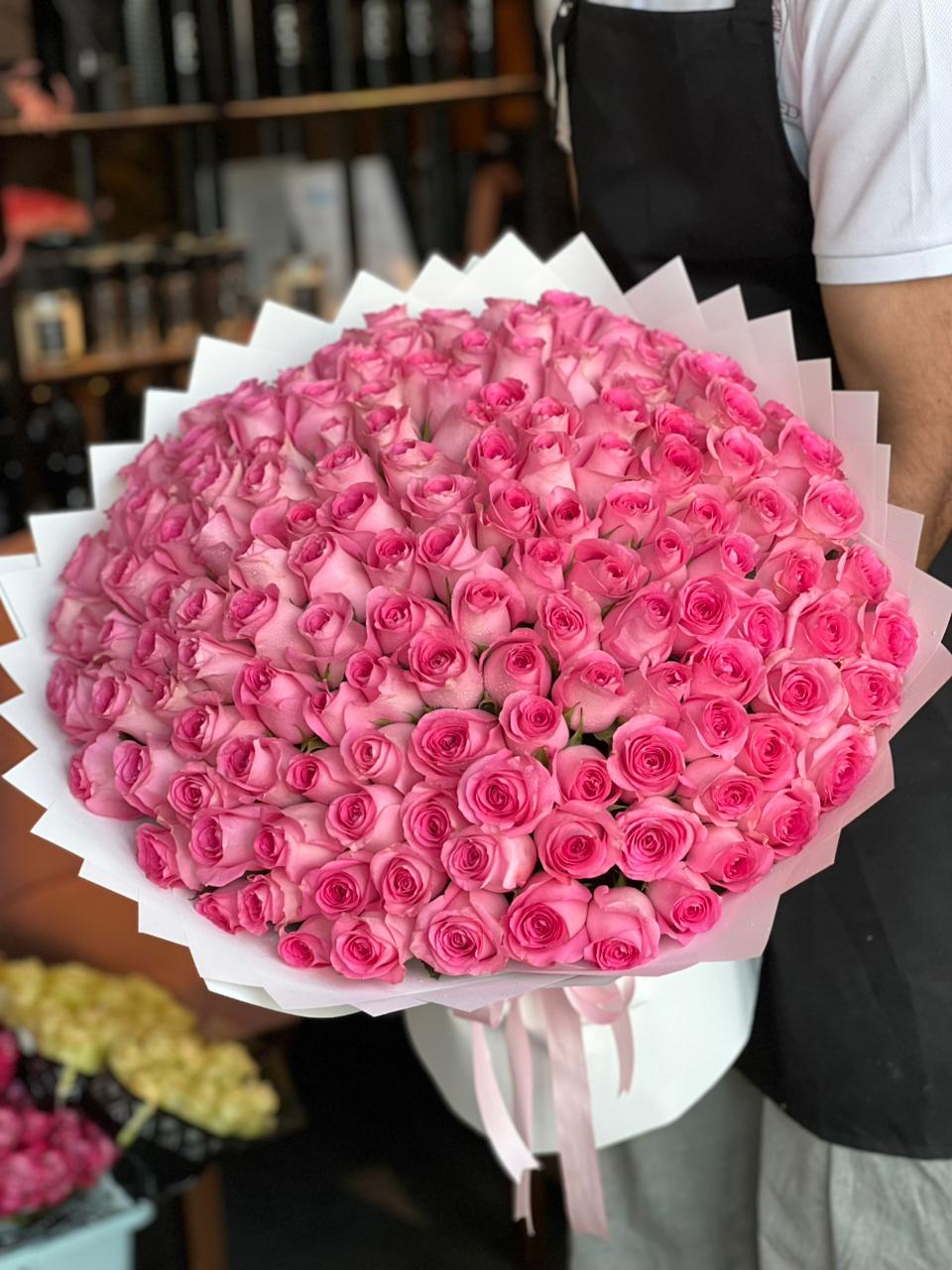 151 Pink Revival Roses White Warapping