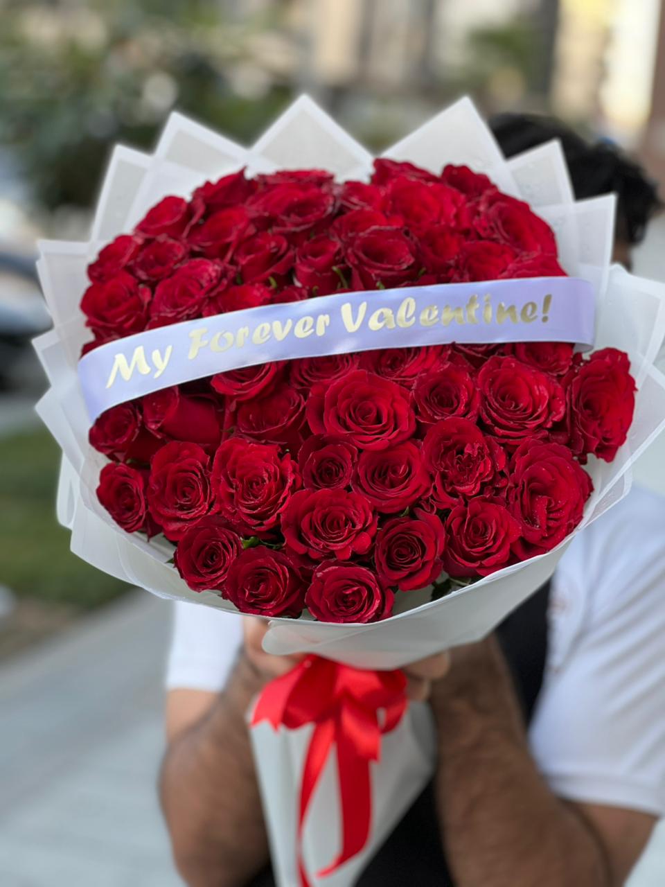 51 Red Roses White Wrapping With Belt