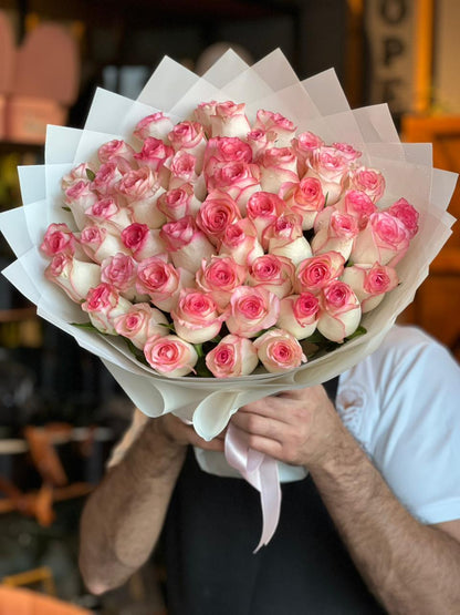 51 Jumilia Roses White Wrapping