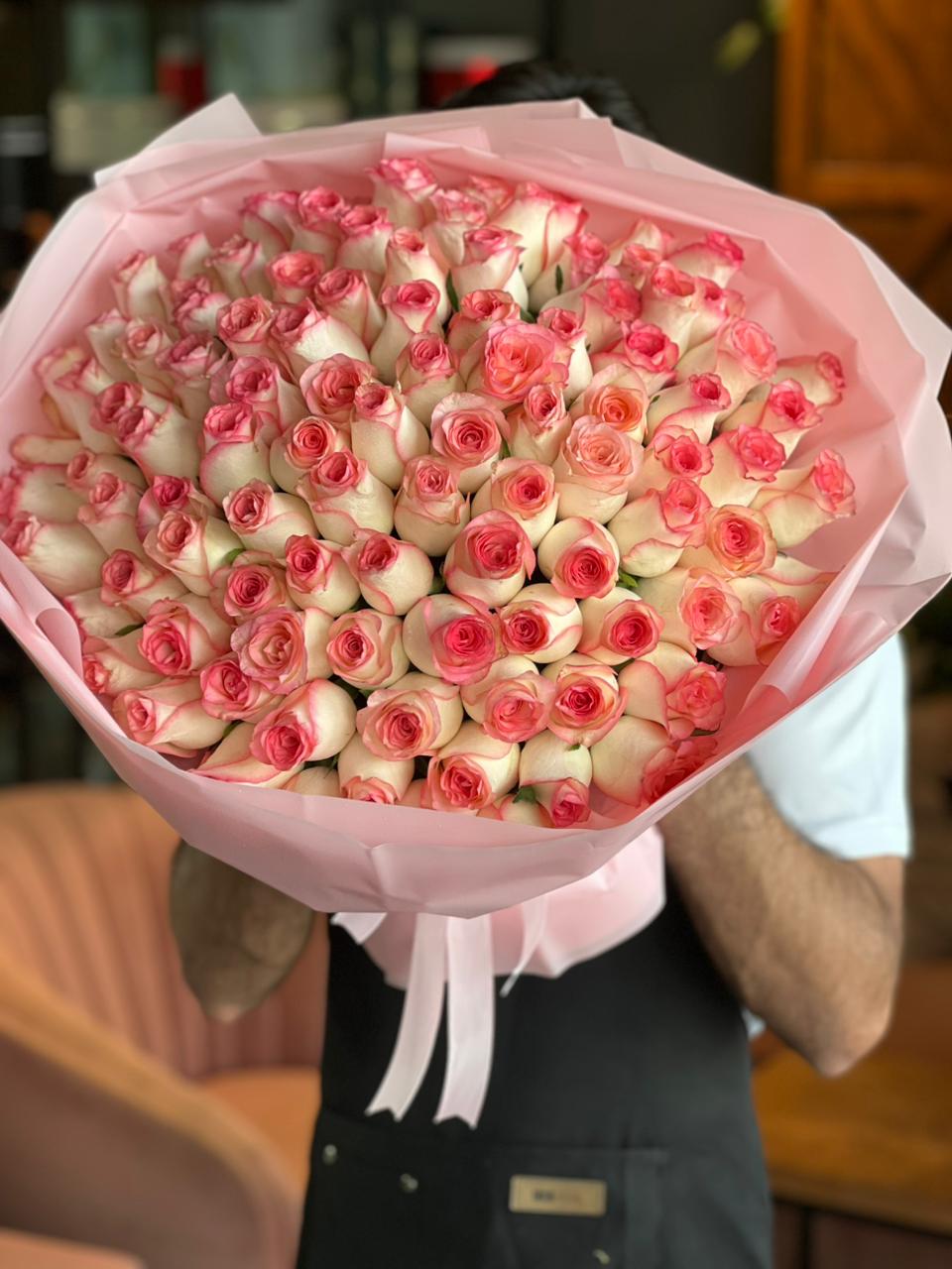 101 jumilia Roses Pink Round Wrapping