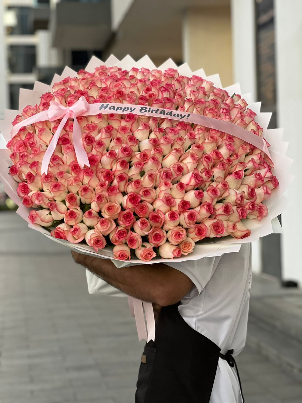 301 Jumilia Roses White Wrapping With Belt