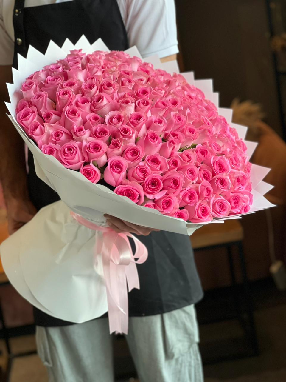 151 Pink Revival Roses White Warapping