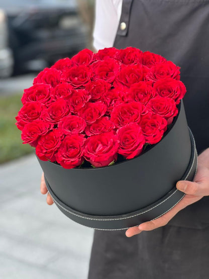 Red Roses & Black Colour Leather Finished Small Siz Box