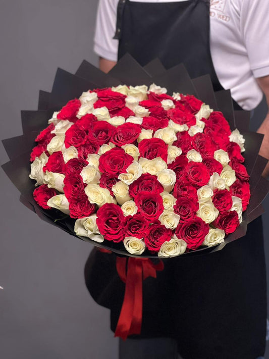 101 Red & White Rose Mix With Black Wrapping Bouquet