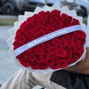 101 Red Roses White Wrapping With Belt
