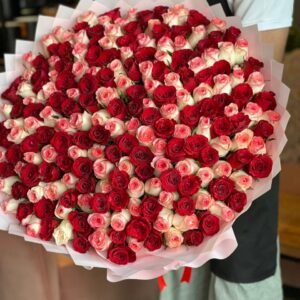 201 Mix Red & Jumilia Roses Pink Wrapping