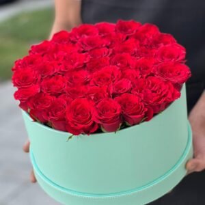 Red Roses & Lite Green Colour Leather Finished Medium Siz Box